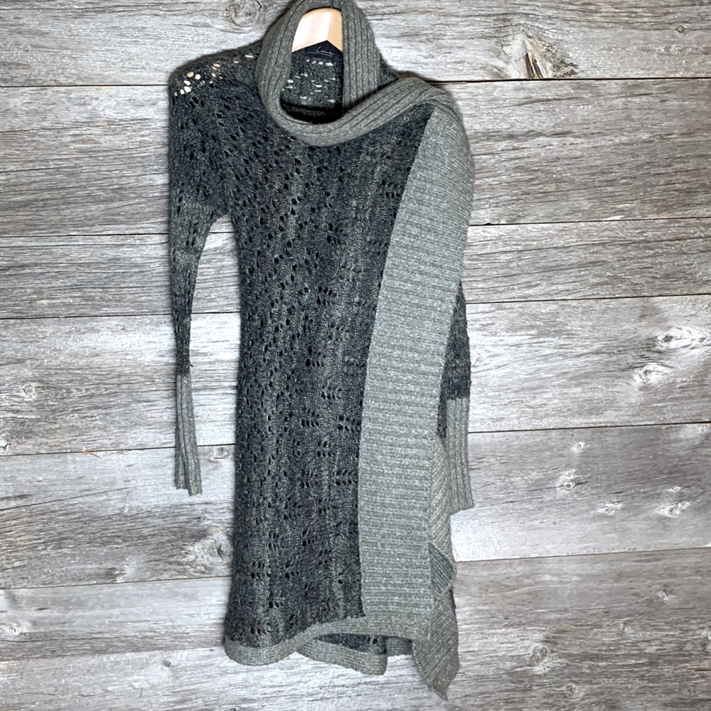 LINE Wool wrap - Picture 3 of 7